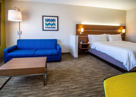 Holiday Inn Express & Suites OKLAHOMA CITY AIRPORT by IHG 5