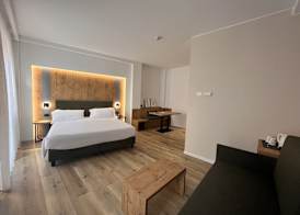 Hotel America 4