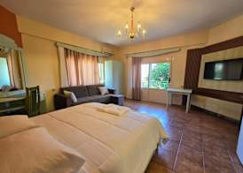 Olivet Hotel 3