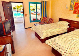 Ocean Club Hotel 4
