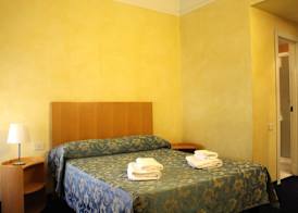 Club Hotel 4