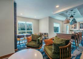 Fairfield Inn & Suites by Marriott Atlanta Kennesaw 2