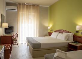 Hotel Riva Del Sole 4