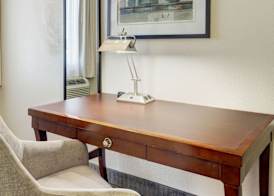 Best Western Plus Downtown Inn & Suites 5