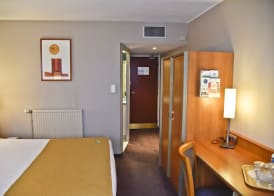 Holiday Inn CALAIS - CENTRE CAR FERRY by IHG 3