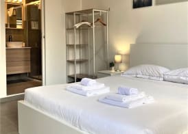 Torre 16 Lovely Studio 3