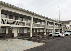 Days Inn by Wyndham Indianapolis South 3