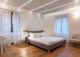easyhomes - Spiga Suite 5