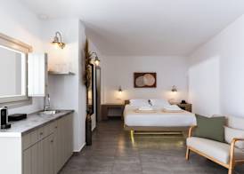 Mardanza Krokos Suites 3
