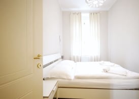 HeyMi Apartments Karlsplatz 3