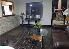 Americas Best Value Inn & Suites Harrisonville 2