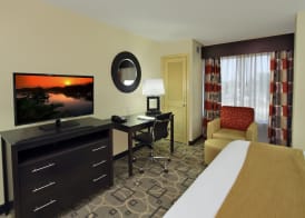 Holiday Inn Express AUGUSTA DOWNTOWN by IHG 2