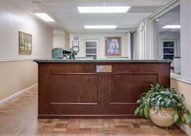 Days Inn by Wyndham Asheville West 2