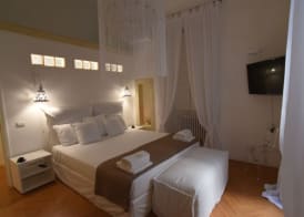 Cadelli Luxury Suite & Apartments 5