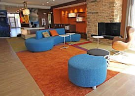 Fairfield Inn & Suites by Marriott London 3