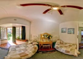Cosy Den B&B Luxury Guest House Style 3