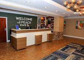 Hampton Inn Atlanta-Canton 2