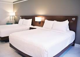 The Fontana Hotel 4