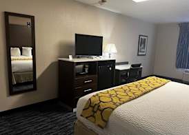 Baymont by Wyndham Port Arthur - Groves Area 5