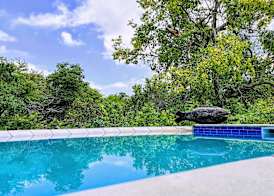 Kingfisher Creek Safari Cottages 5