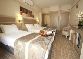 Nanda Hotel 4