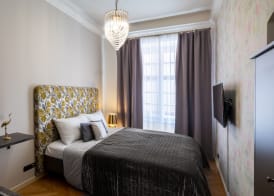 Chateau 9 Apartments by Adrez 2