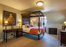 Barcaldine Castle 5
