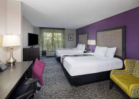 La Quinta by Wyndham Kennesaw 4