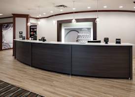 Hampton Inn St. Louis-Downtown (At the Gateway Arch) 5