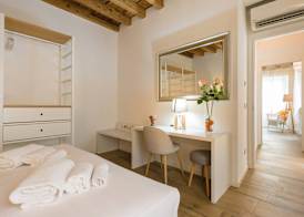 Truly Verona 3