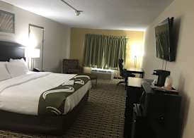 Quality Inn Vincennes 5