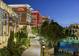 Hampton Inn & Suites Greenville-Downtown-RiverPlace 2