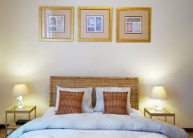 AAA STAY Castle Square Old Town 3