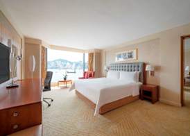 Kowloon Shangri-La, Hong Kong 3