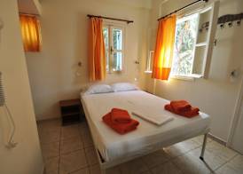 Santorini Camping/Rooms 4