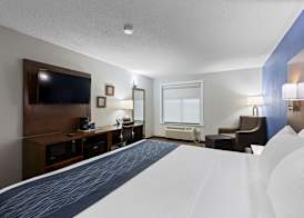 Comfort Inn & Suites Hazelwood - St Louis 4