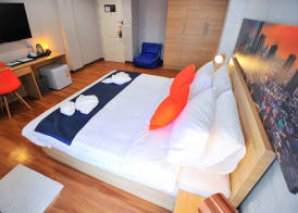 7 Days Premium Hotel at Icon Siam Station - No Parking 4