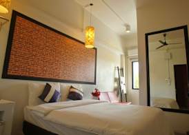 Walking Street Residence 4