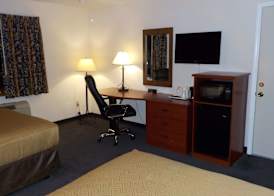 SureStay Hotel by Best Western Greenville 4