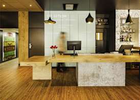 ibis Versailles Château 3