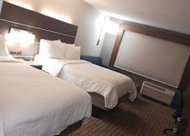 Holiday Inn Express & Suites GAINESVILLE - LAKE LANIER AREA by IHG 5