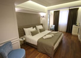 Mina Hotel - Special Category 4