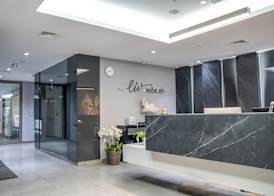 Liv Weibdeh Hotel Suites 2