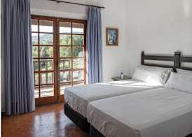 Hotel Tugasa Las Truchas 4