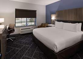 Wyndham Garden Appleton 2