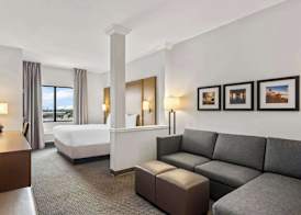 Comfort Suites Stuart-Hutchinson Island 5