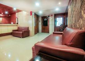 Hotel Lucky Near BKC 4