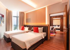 M World Hotel 2