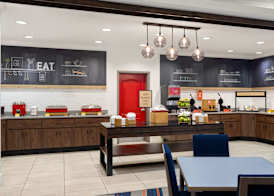 Hampton Inn Charleston-North 5