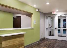Woodspring Suites Houston IAH Airport 2